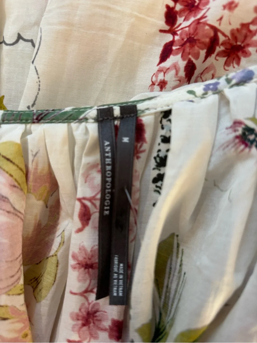 Anthropologie Puff-Sleeve Collared Blouse in Ivory Floral Size M. NWT